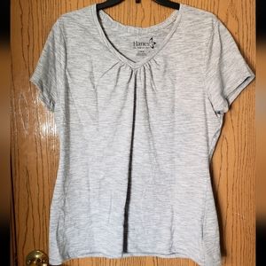 Hanes short sleeve  L